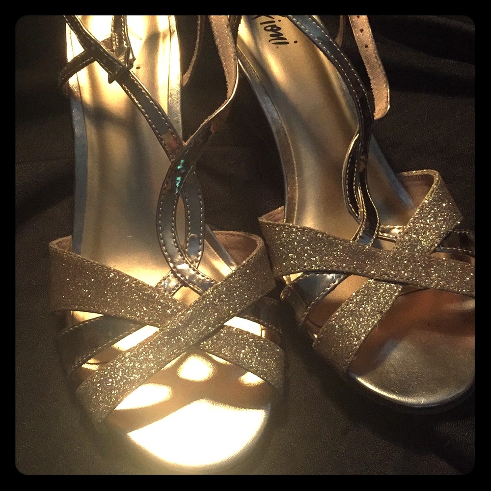 Golden heels